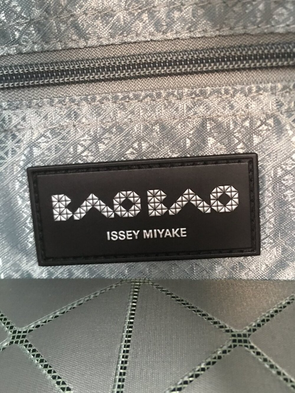 Brand New Issey Miyake Bao Bao Lucent Tote Bag Green - Picture 7 of 10